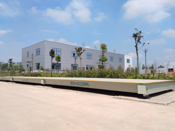 平頂山舞鋼河南泰田重工機(jī)械制造有限公司3x18m定額150噸數(shù)字地磅
