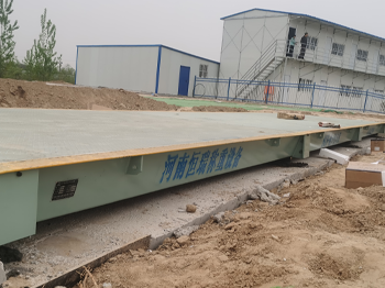 周口西華奧特萊斯萬(wàn)錦城項(xiàng)目100噸地磅