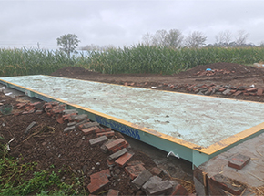 南陽唐河縣源潭鎮(zhèn)代店飼料廠100噸地磅