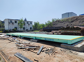 河南(新密)亞弘實(shí)業(yè)100噸地磅