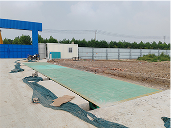 河南飛騰建筑:商水縣職教中心100噸地磅