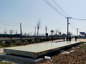 駐馬店確山縣李新店鎮(zhèn)老姚加油站150噸地磅